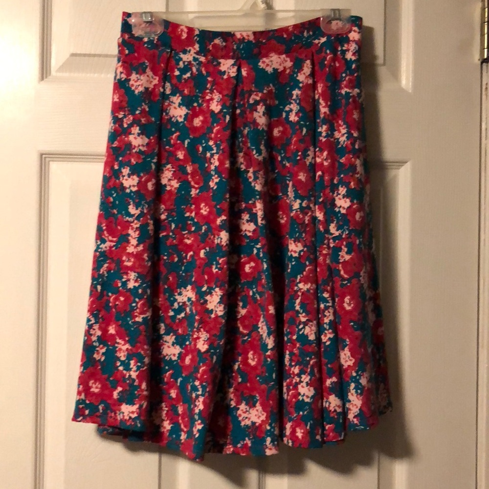 LulaRoe Madison, small w/ hidden unicorns 🦄